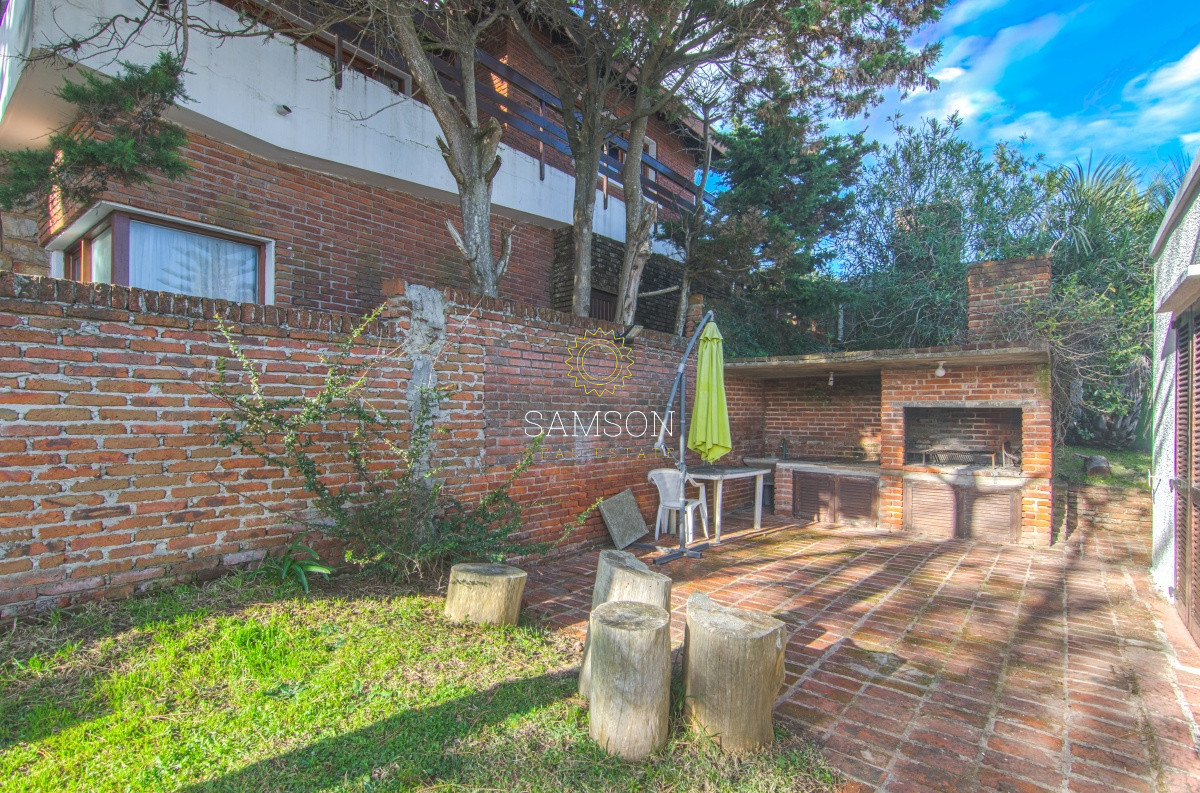 Casa ID.63908 - Oportunidad casa con vista al mar en venta playa mansa Punta del Este