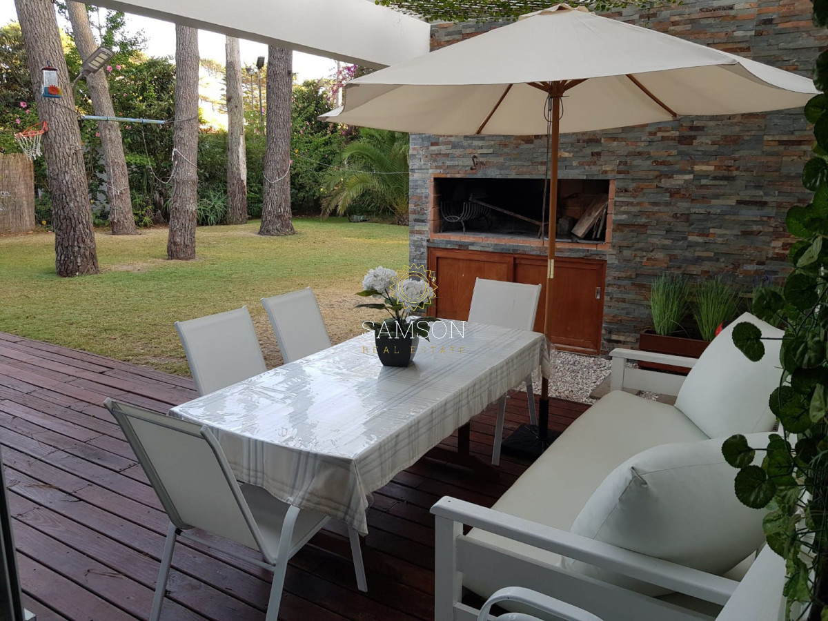 Casa ID.61185 - Venta de Casa de 3 dormitorios, Parada 10 de Playa Brava, en San Rafael, Punta del Este