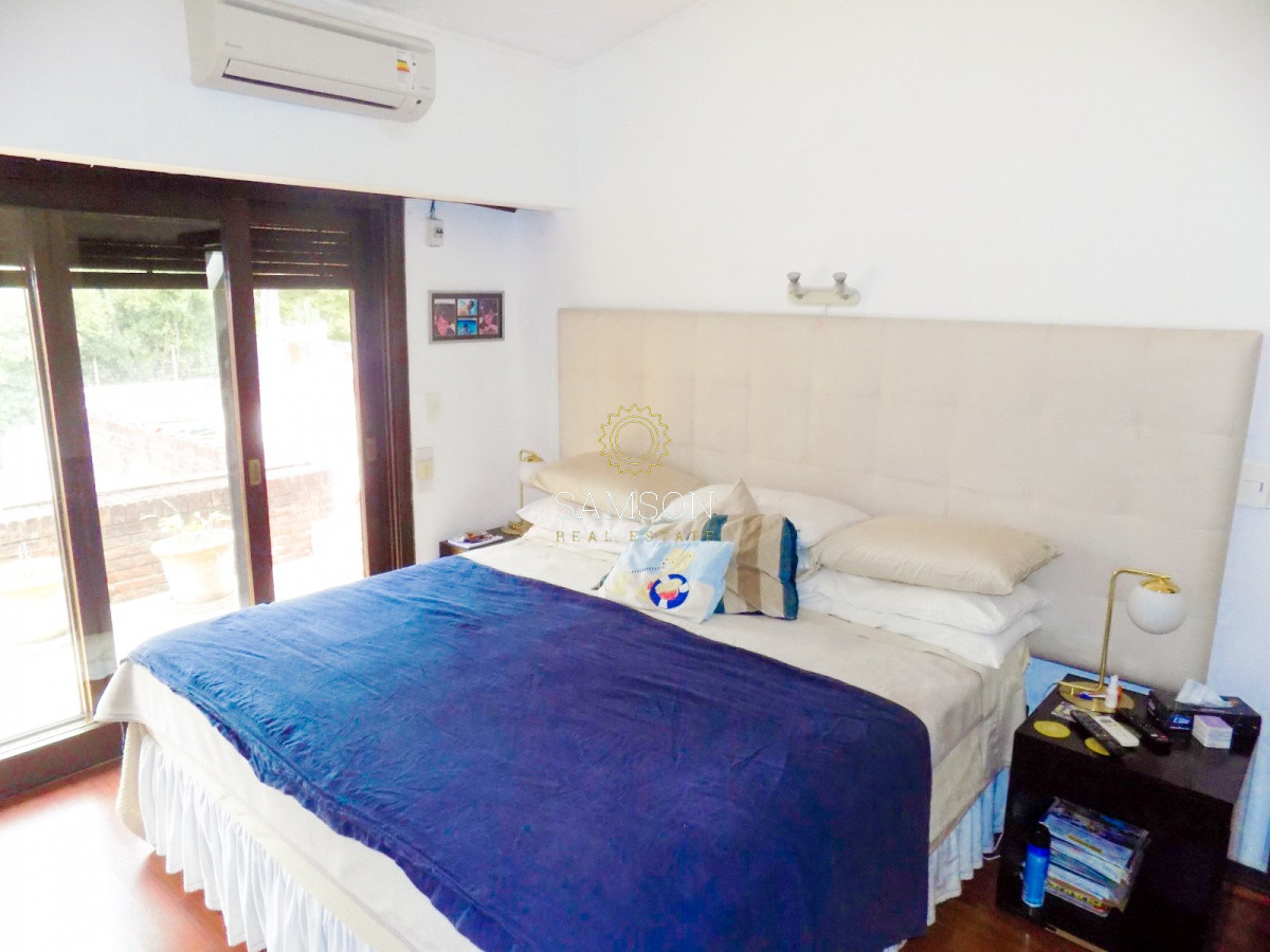 Casa ID.58797 - Casa en venta 5 dormitorios barrio Cantegril, Punta del Este