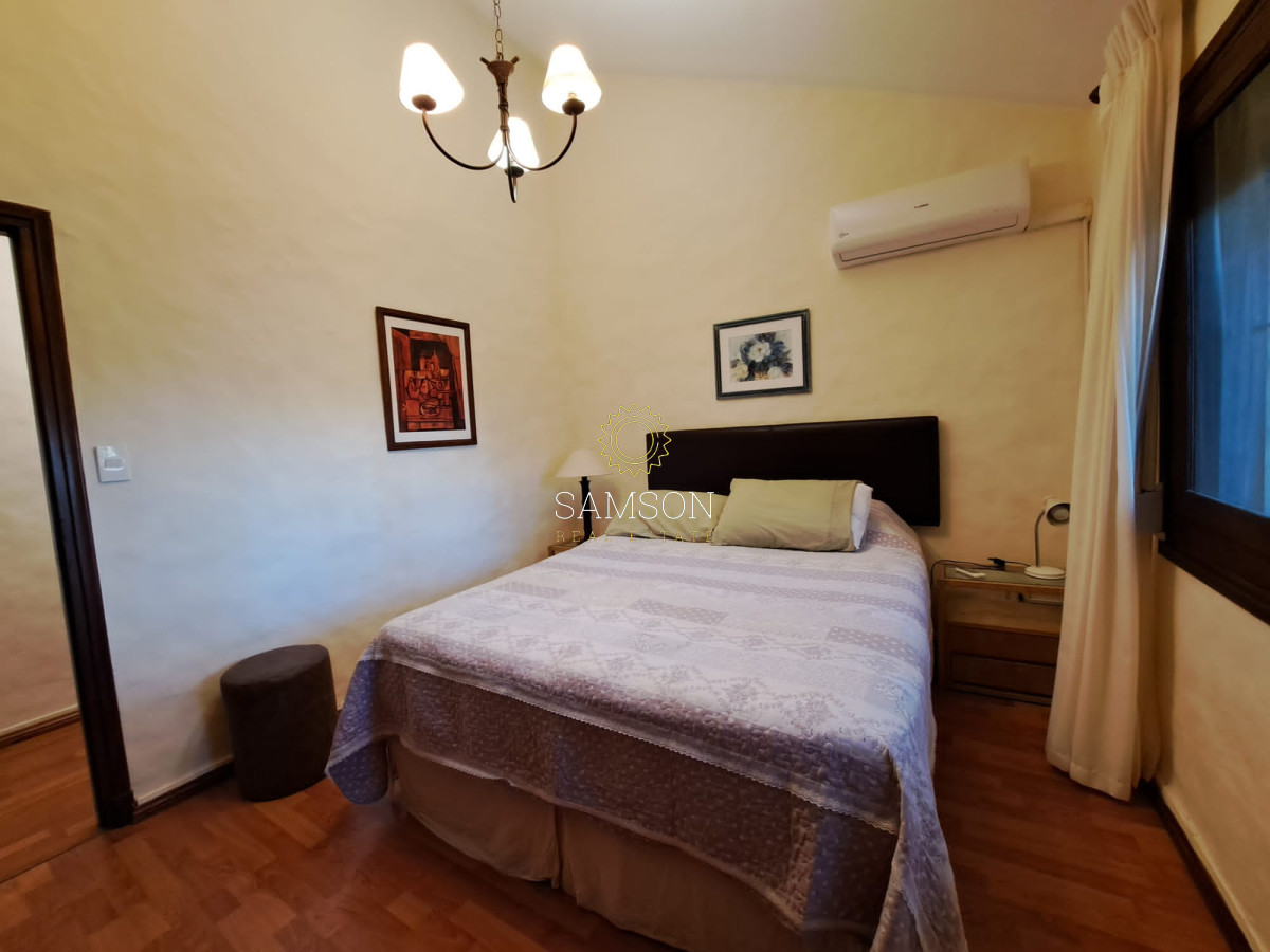 Casa ID.66386 - Casa en venta de 4 Dormitorios y 3 Baños en San Rafael