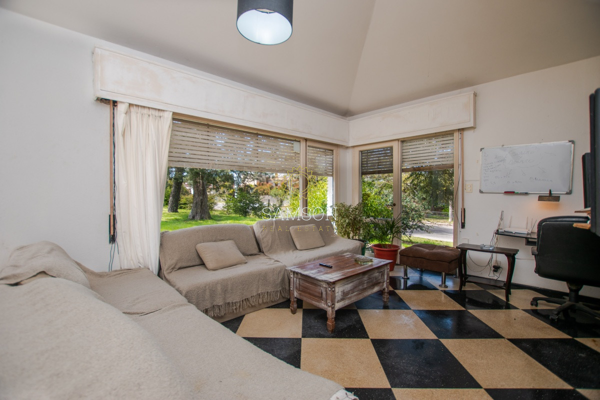 Casa ID.65628 - Vendo casa 2 dormitorios en esquina San Rafael, amplio terreno