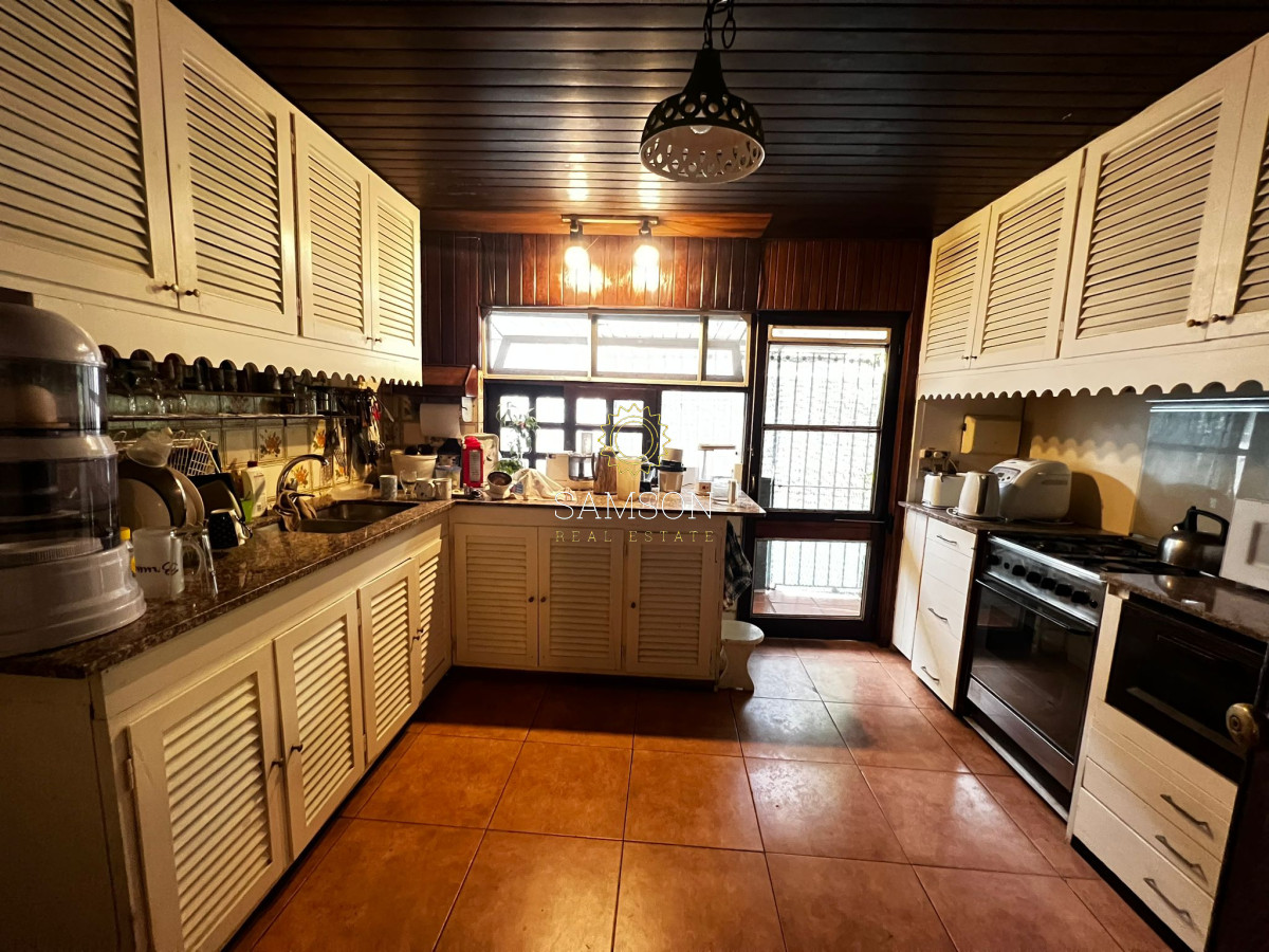 Casa ID.66219 - Casa en venta 6 dormitorios 5 baños en Pinares