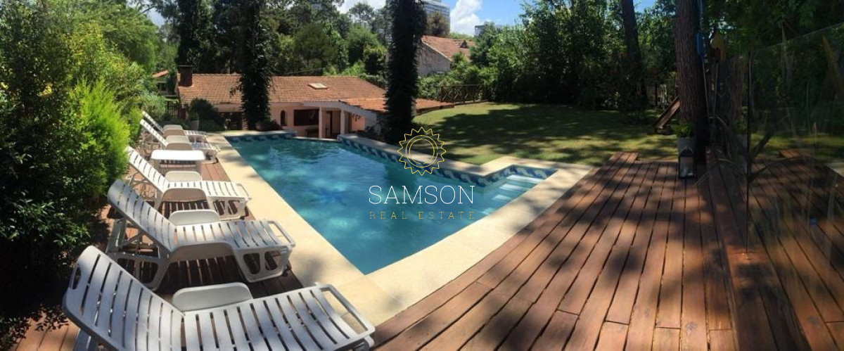 Casa ID.65956 - Casa de 3 dormitorios con psicina en alquiler anual Playa mansa Punta del Este