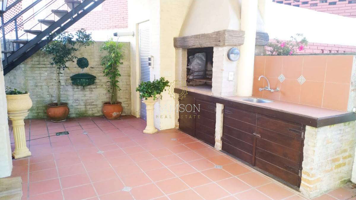 Casa ID.60524 - CASA EN PRIMERA LINEA DE PLAYA MANSA, 3 DORMITORIOS FRENTE AL MAR. PUNTA DEL ESTE