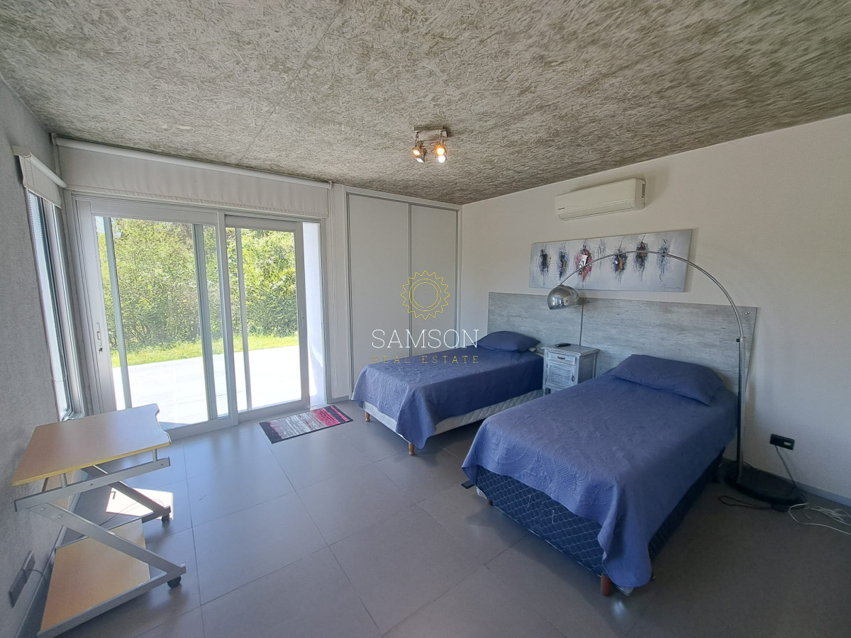 Casa ID.66482 - MODERNA CASA DE 4 DORMITORIOS EN BARRIO PRIVADO LA RESIDENCE, PUNTA DEL ESTE