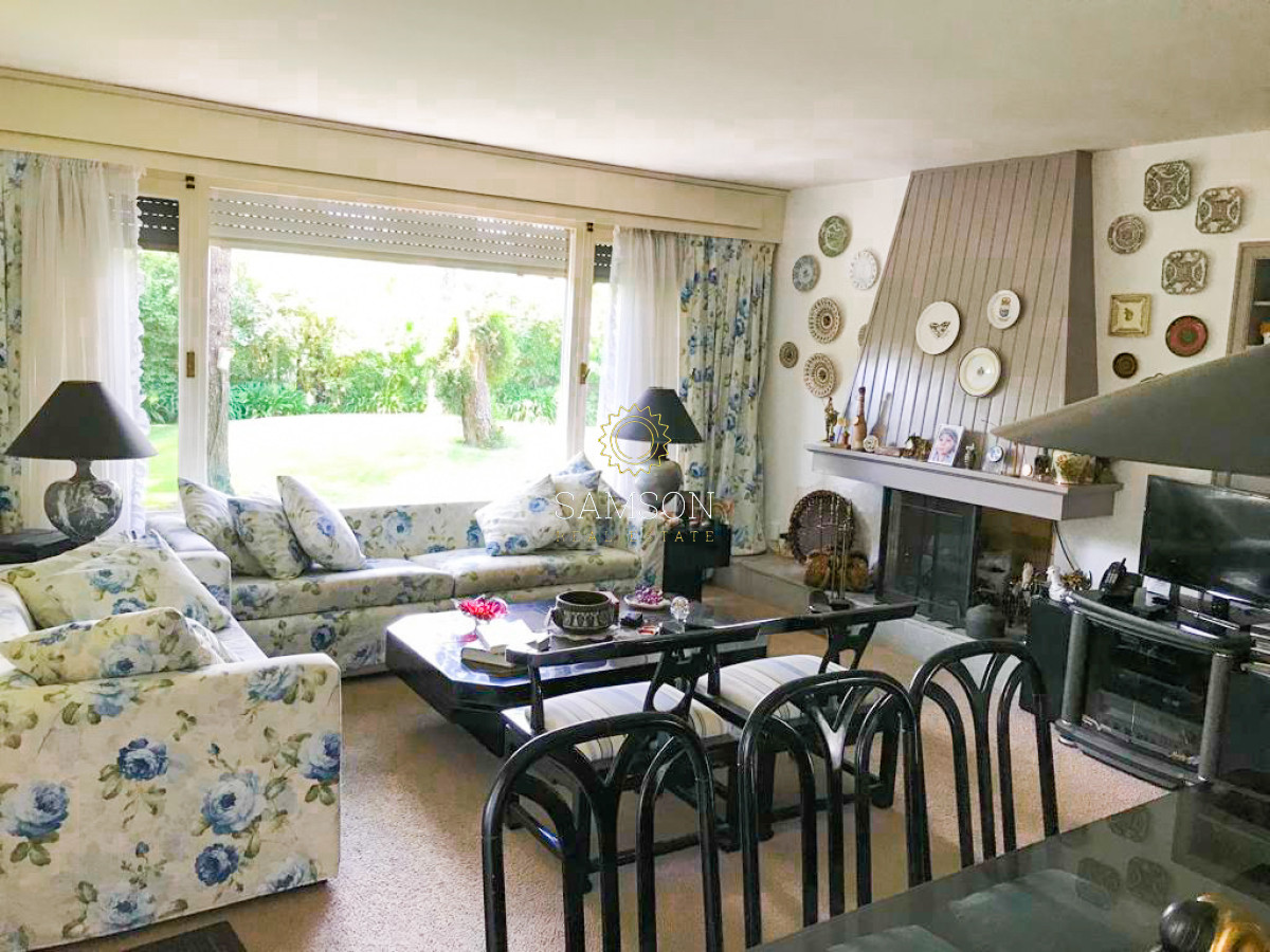 Casa ID.59018 - Casa de 4 dormitorios en venta Cantegril  Punta del Este