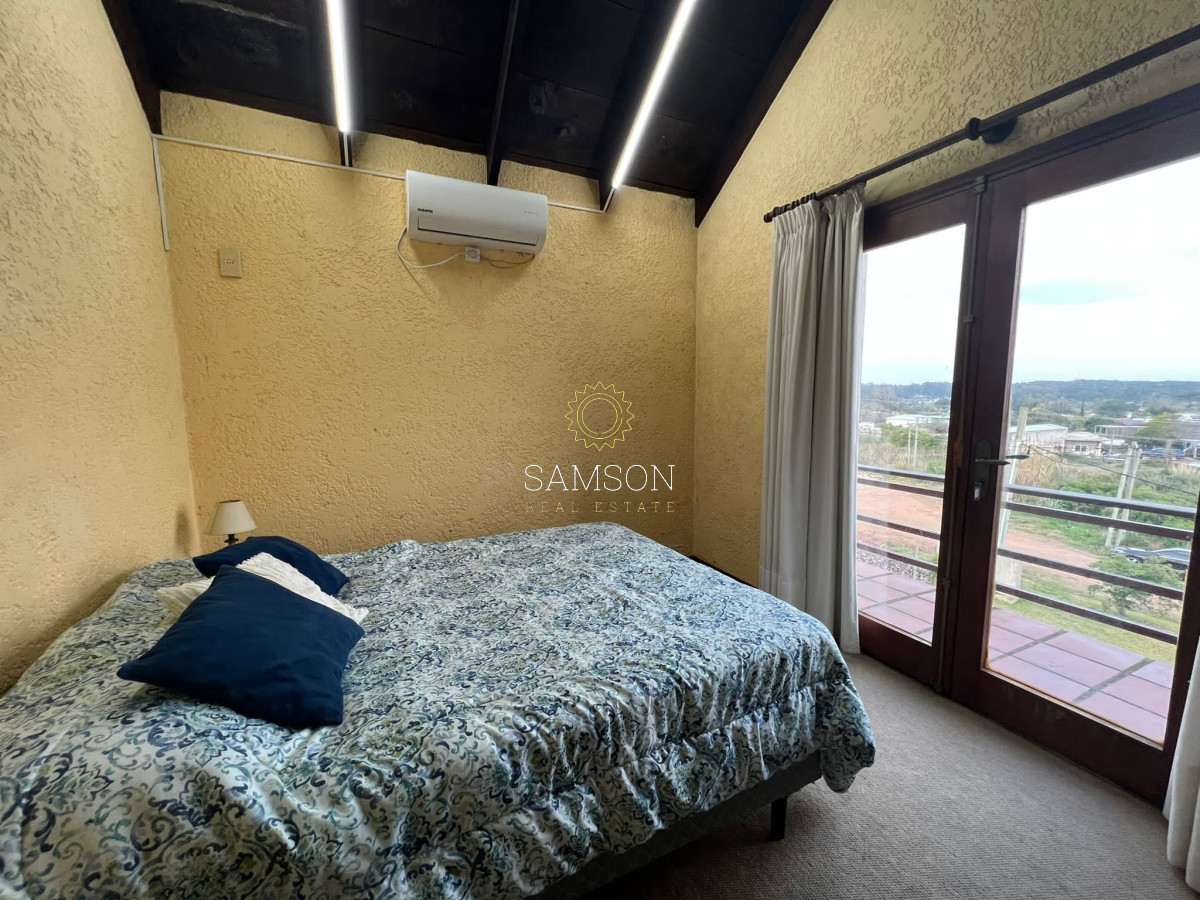 Casa ID.63847 - Casa de 4 dormitorios con vista al mar en venta Punta del Este 