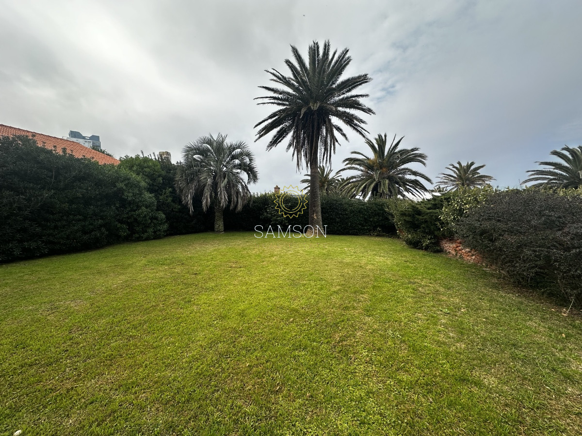 Casa ID.66906 - Casa  de 4 dormitorios en Venta zona de faro peninsula Punta del Este