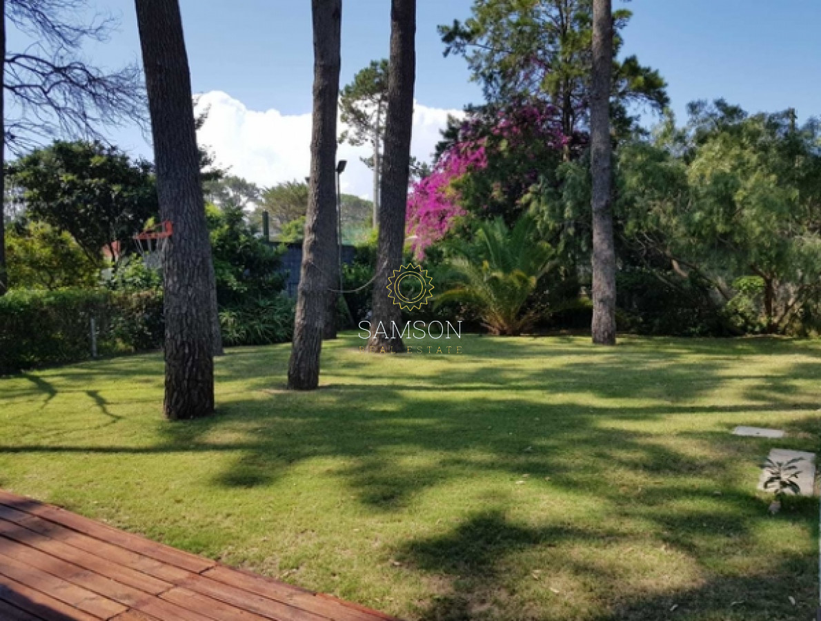 Casa ID.61185 - Venta de Casa de 3 dormitorios, Parada 10 de Playa Brava, en San Rafael, Punta del Este
