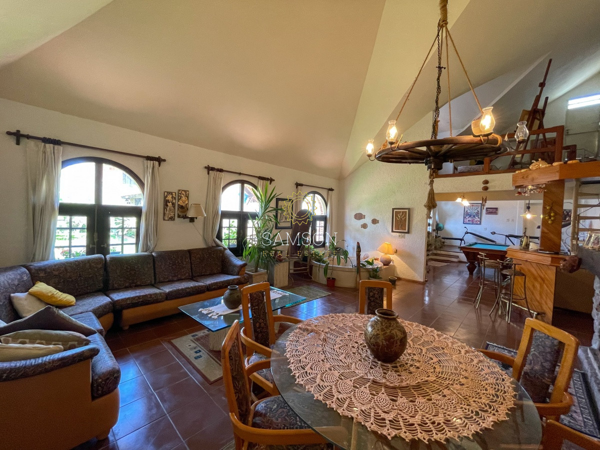 Casa ID.64998 - Lagomar | Casa en venta de 4 dormitorios y piscina 