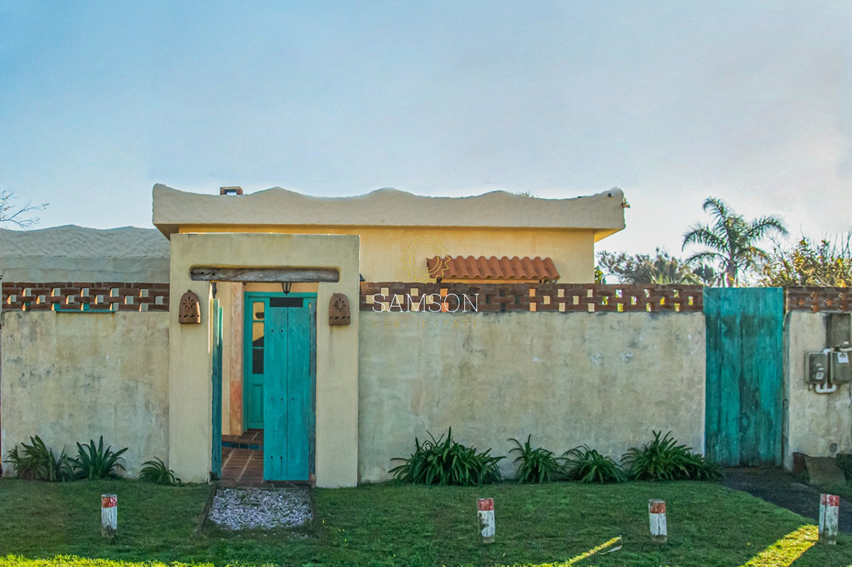 Casa ID.64305 - Gran casa con potencial en venta centro de la barra a metros de la Ruta 