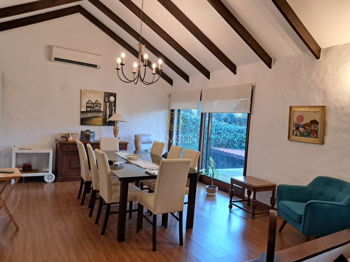 Casa ID.66386 - Casa en venta de 4 Dormitorios y 3 Baños en San Rafael