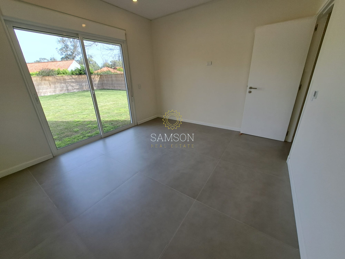 Casa ID.66431 - Casa Moderna en venta barrio Golf  Punta del Este