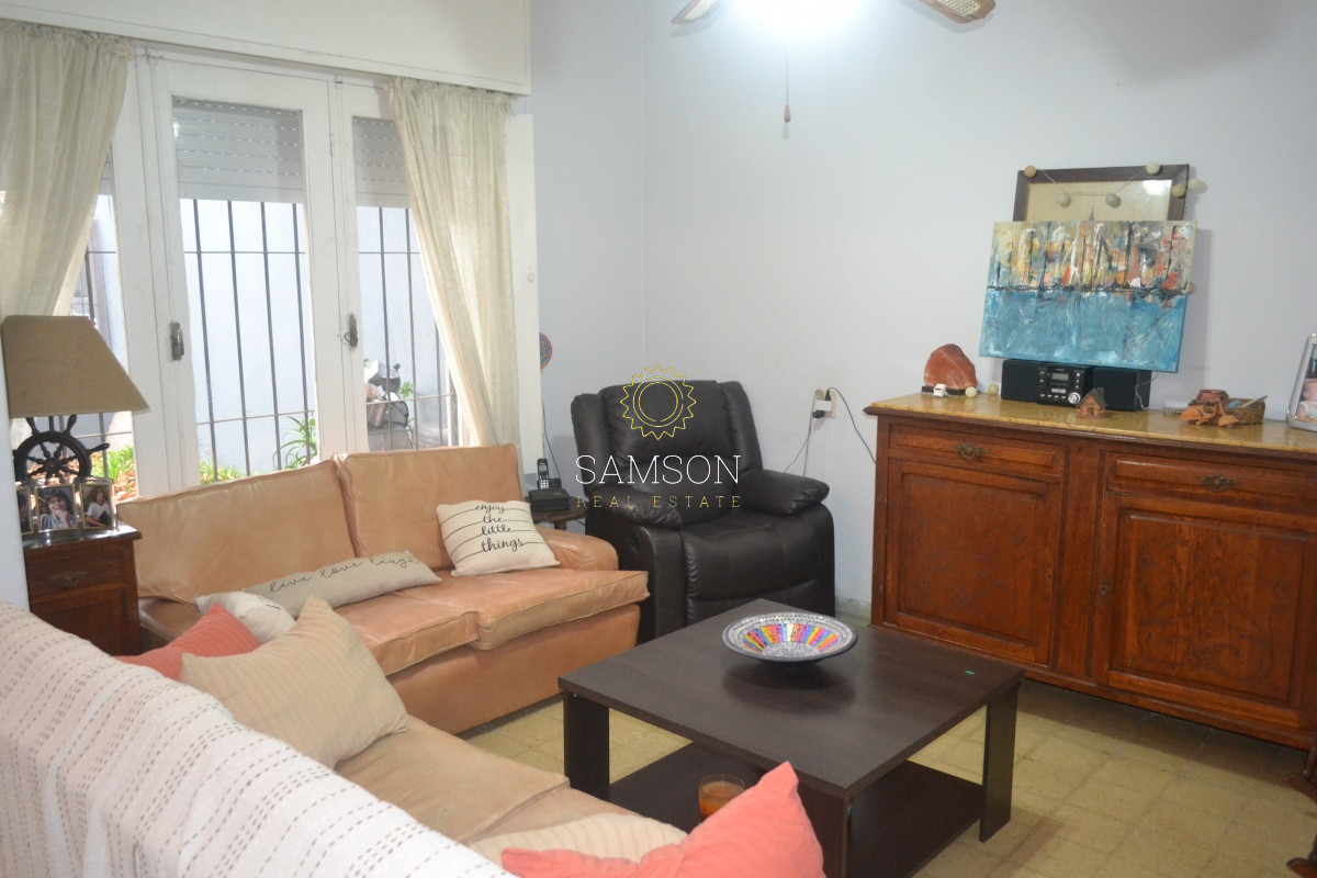 Casa ID.64229 - Oportunidad en barrio La Unión, venta de casa espaciosa, 3 dormitorios