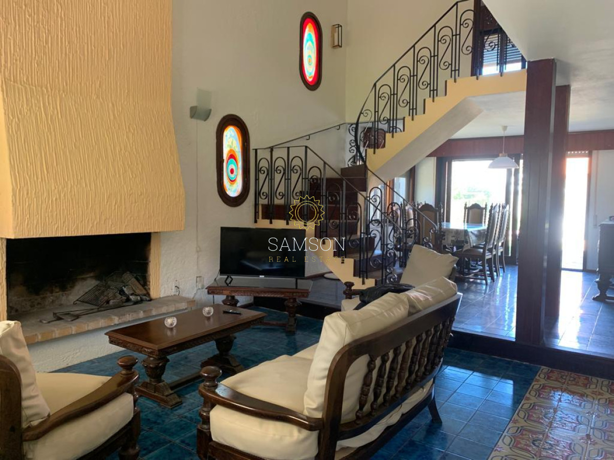 casa en alquiler temporal de 3 dormitorios y 3 baÑos, aidy grill, punta del este. - sms66410c