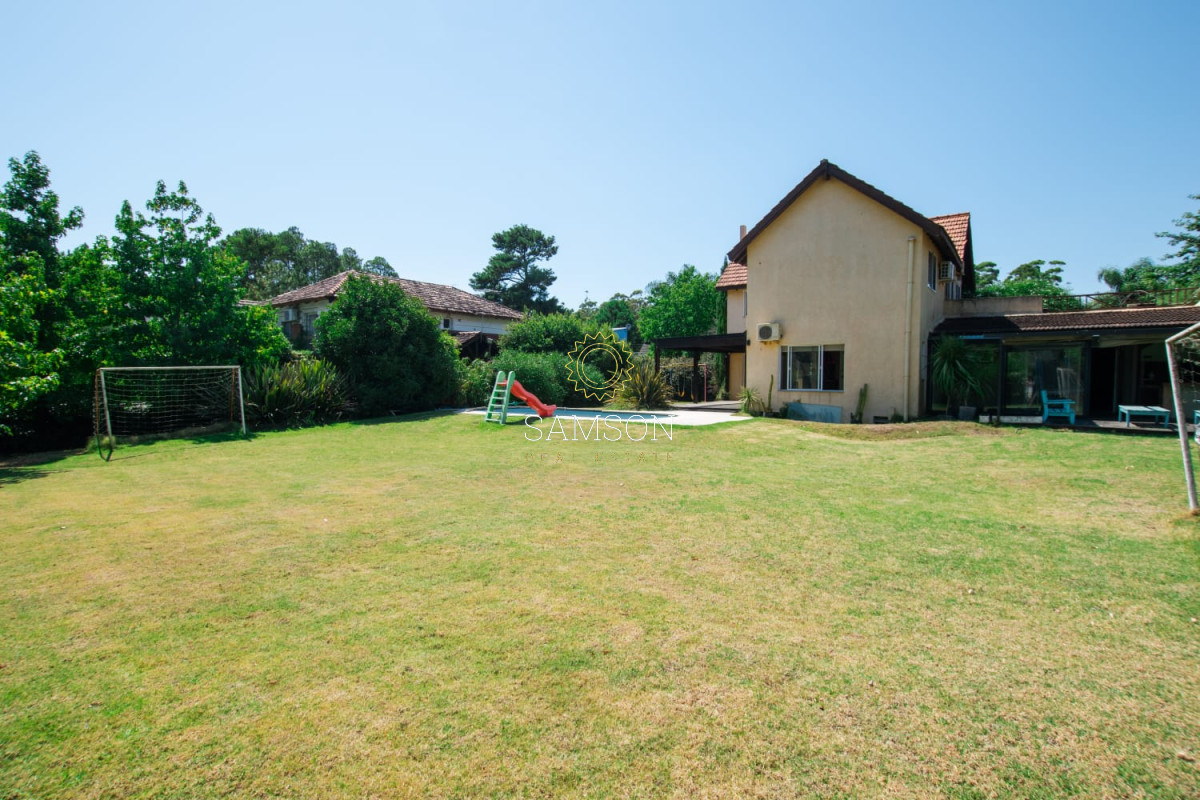 Casa ID.65964 - Venta casa 3 dormitorios con piscina en barrio privado Quintas del bosque 