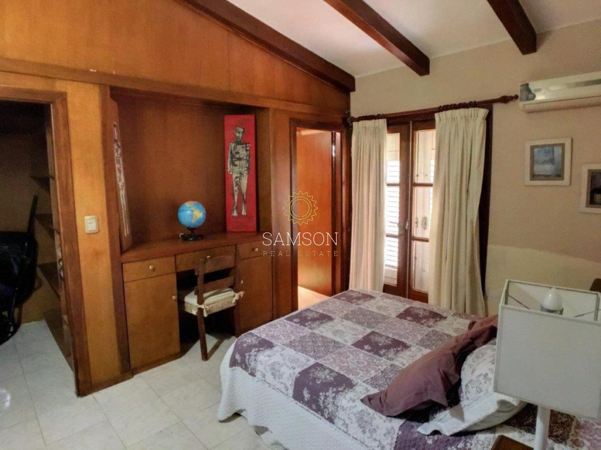 Casa ID.66187 - Venta casa 3 dormitorios en Suite con piscina y casa de huéspedes en terreno de 3500 mts