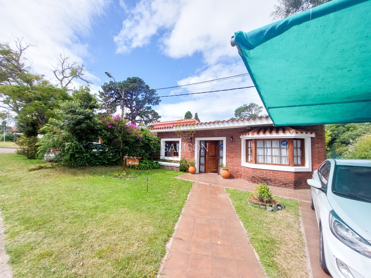 Casa ID.58035 - VENTA CASA 3 DORMITORIOS PLAYA MANSA PUNTA DEL ESTE