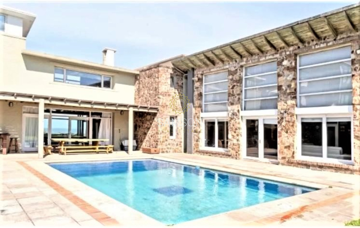 Casa ID.61440 - Casa VENTA en Pinares Punta del Este