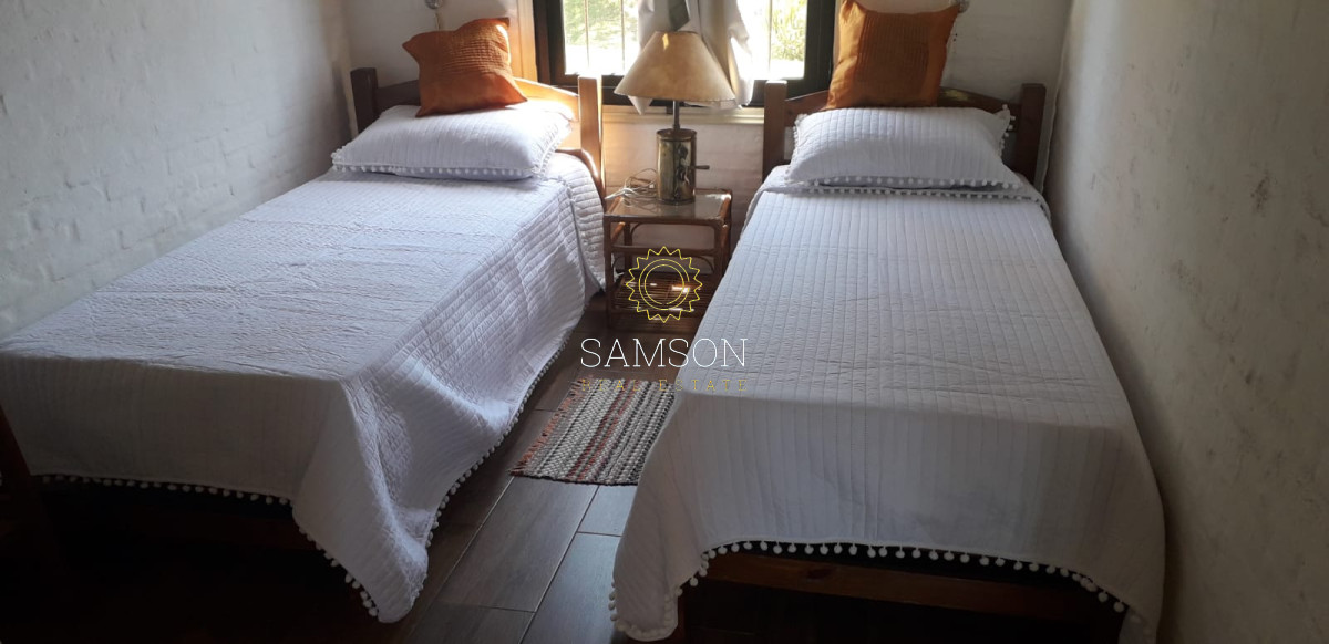 Casa ID.64545 - Venta casa 3 dormitorios y 2 baños a 100 mts del mar