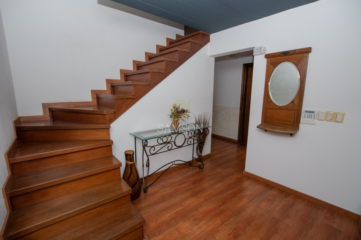 Casa ID.58872 - Venta casa de 5 dormitorio con piscina en Pinares. 