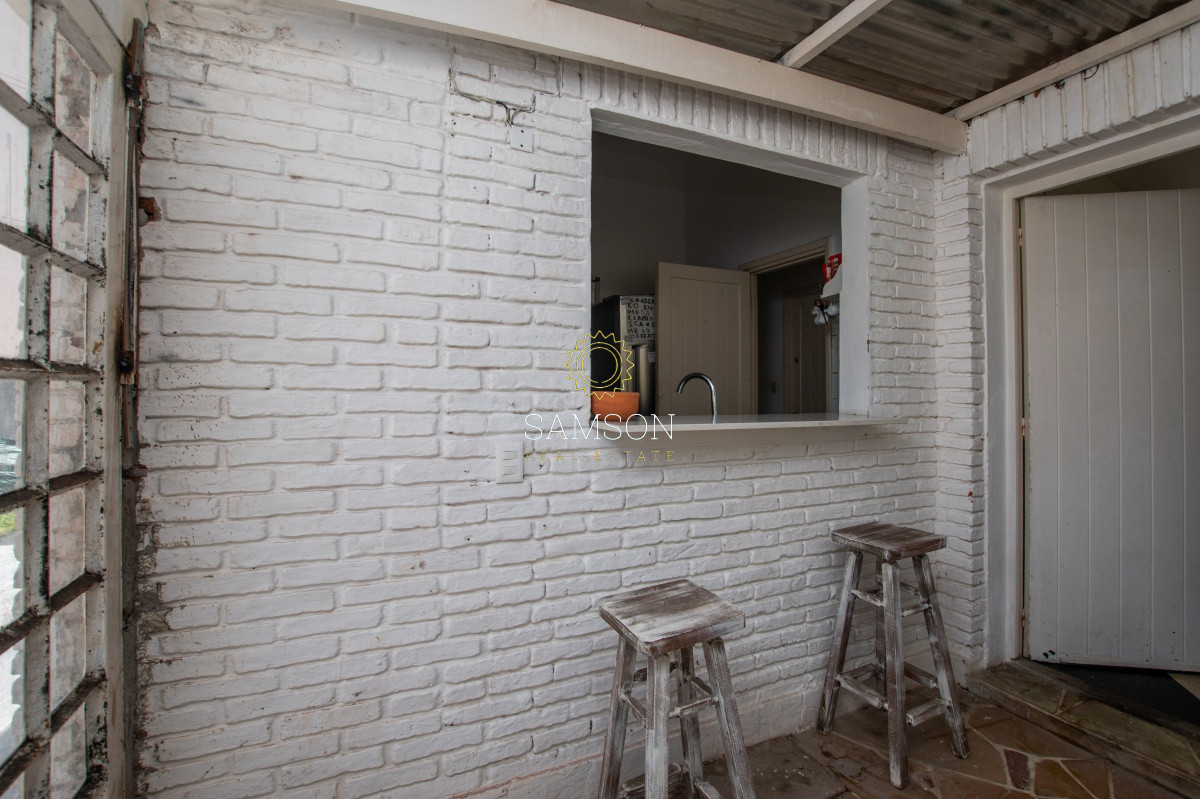 Casa ID.65628 - Vendo casa 2 dormitorios en esquina San Rafael, amplio terreno