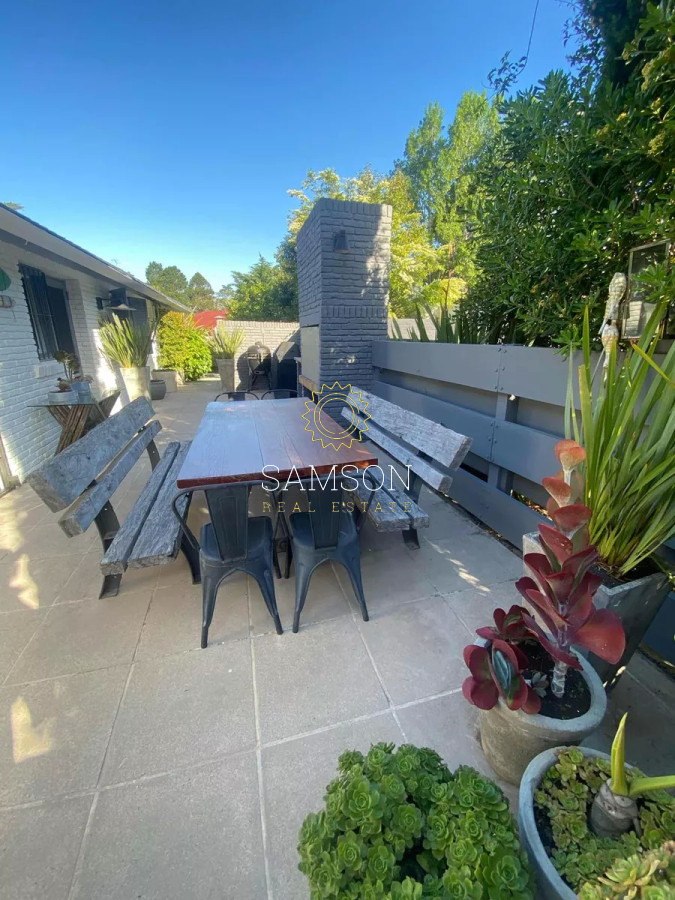 Casa ID.66816 - Casa en venta de 4 dormitorios barrio lugano San rafael Punta del Este