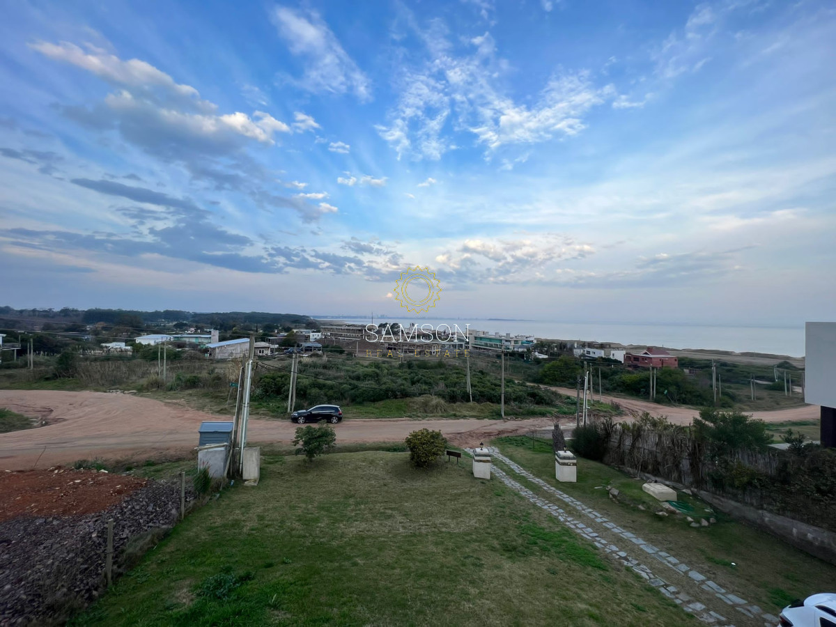 Casa ID.63847 - Casa de 4 dormitorios con vista al mar en venta Punta del Este 