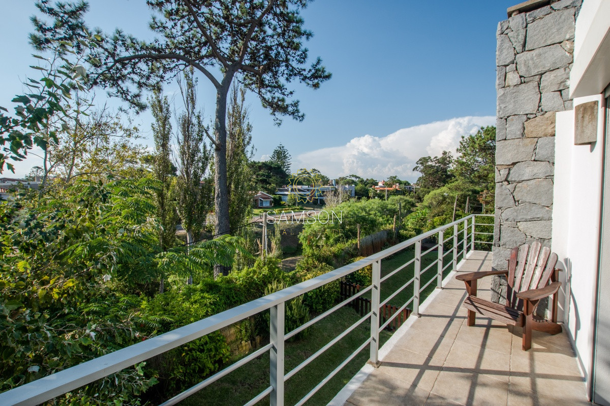 Casa ID.66049 - VENTA CASA DE 3 DORMITORIOS A METROS DEL MAR, PLAYA MANSA, PUNTA DEL ESTE