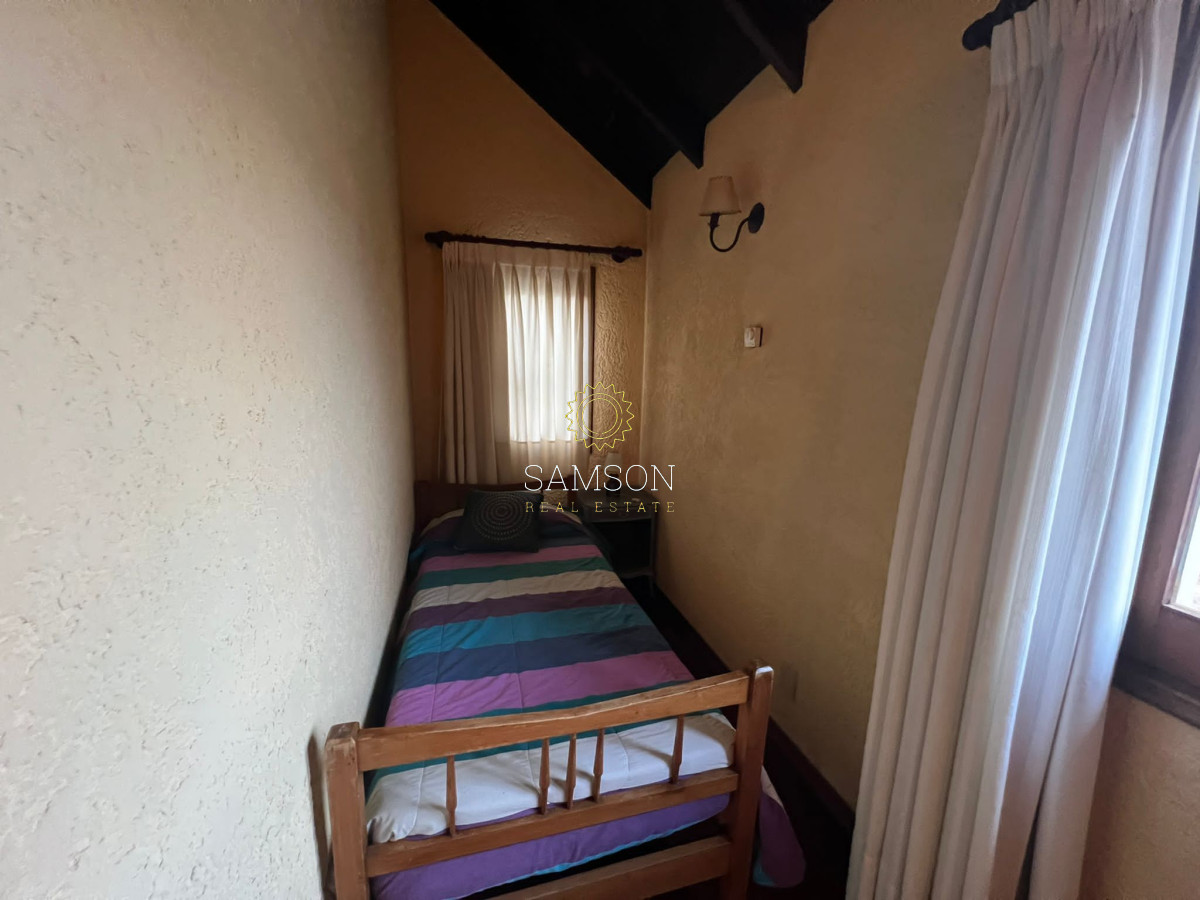 Casa ID.63847 - Casa de 4 dormitorios con vista al mar en venta Punta del Este 