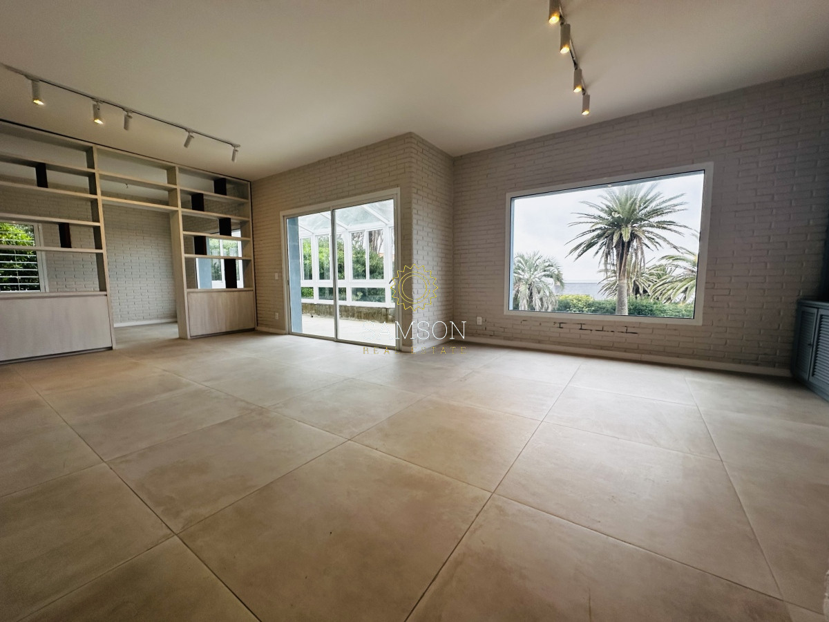 Casa ID.66906 - Casa  de 4 dormitorios en Venta zona de faro peninsula Punta del Este