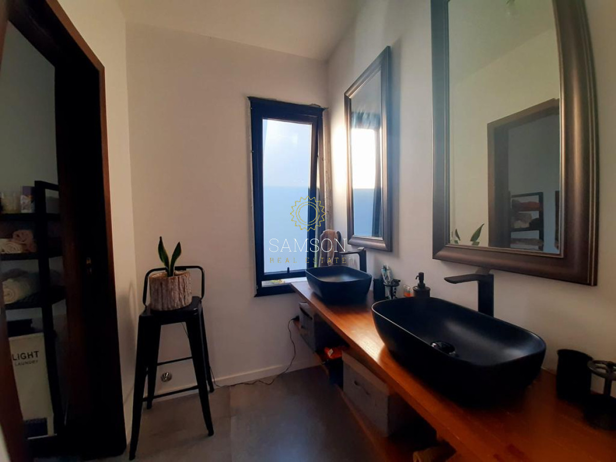 Casa ID.65960 - Venta casa 3 dormitorios en Beverly Hills con piscina climatizada. 
