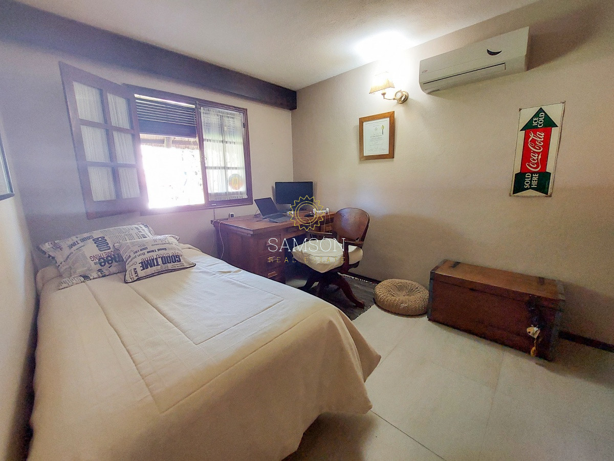 Casa ID.57995 - Venta Casa de 3 Dormitorios con Piscina Climatizada en Pinares, Punta del Este