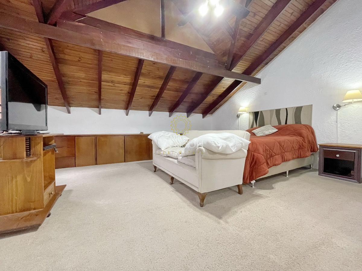 Casa ID.66610 - Venta Casa en Playa Mansa Punta del Este