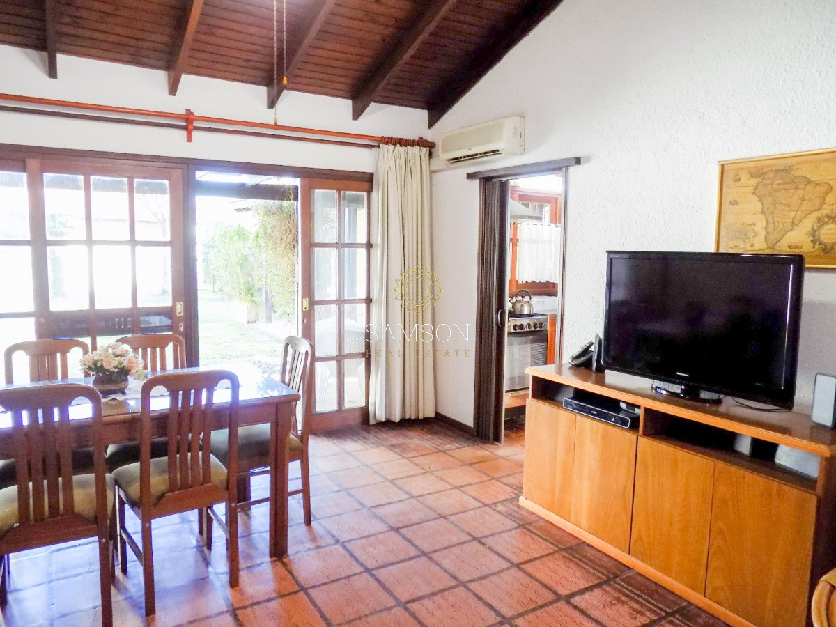 Casa ID.60468 - Casa de 3 dormitorios con piscina en venta Playa Mansa Punta del Este