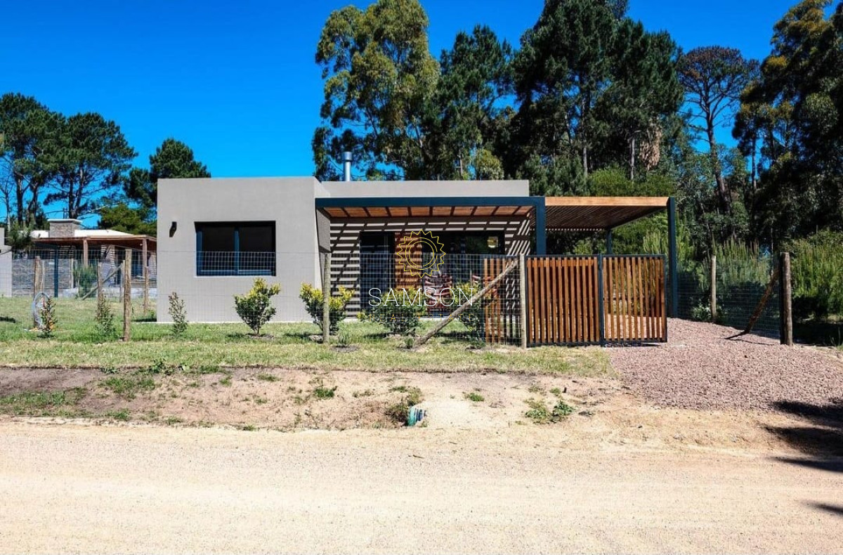 Casa ID.66529 - VENTA DE CASA A ESTRENAR EN PINARES, PUNTA DEL ESTE 