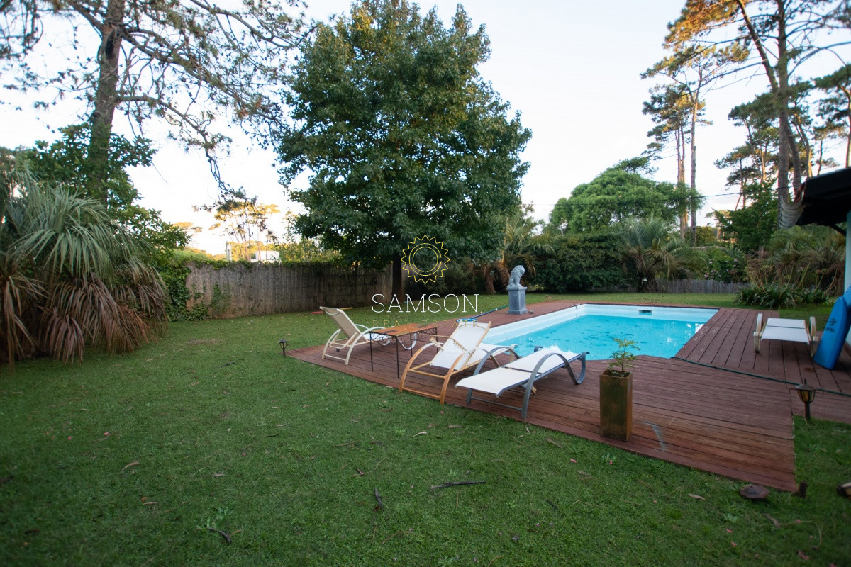 Casa ID.42 - Venta Casa de 4 dormitorios Lugano Punta del Este 