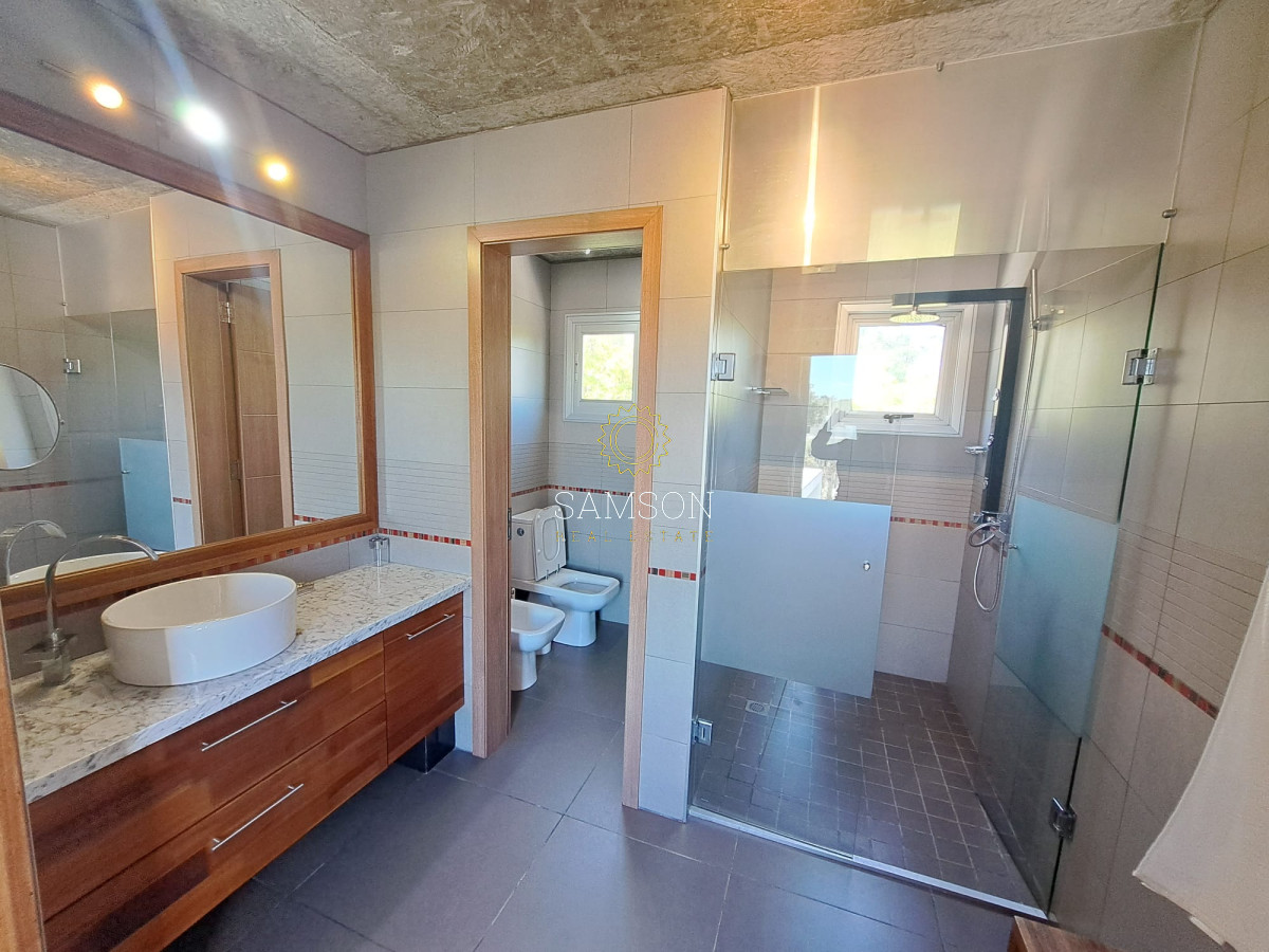 Casa ID.66482 - MODERNA CASA DE 4 DORMITORIOS EN BARRIO PRIVADO LA RESIDENCE, PUNTA DEL ESTE