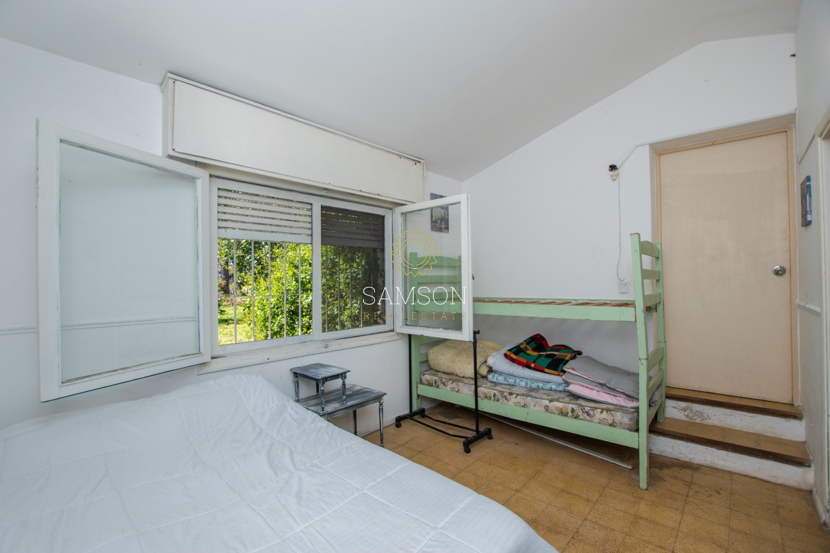 Casa ID.65628 - Vendo casa 2 dormitorios en esquina San Rafael, amplio terreno