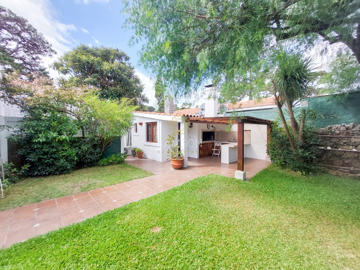 Casa ID.58035 - VENTA CASA 3 DORMITORIOS PLAYA MANSA PUNTA DEL ESTE