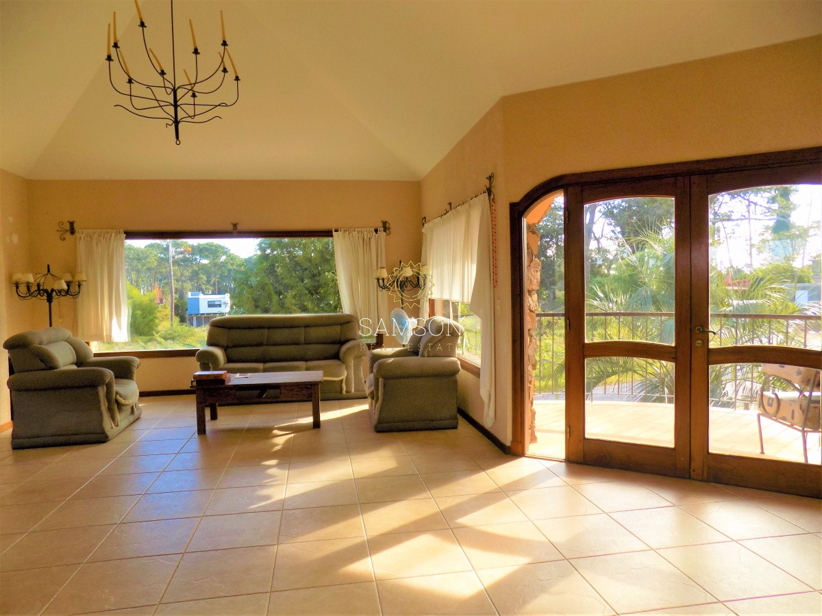 Casa ID.39 - OPORTUNIDAD Venta Casa de 4 Dormitorios con vista a 360 Grados, Punta del Este.