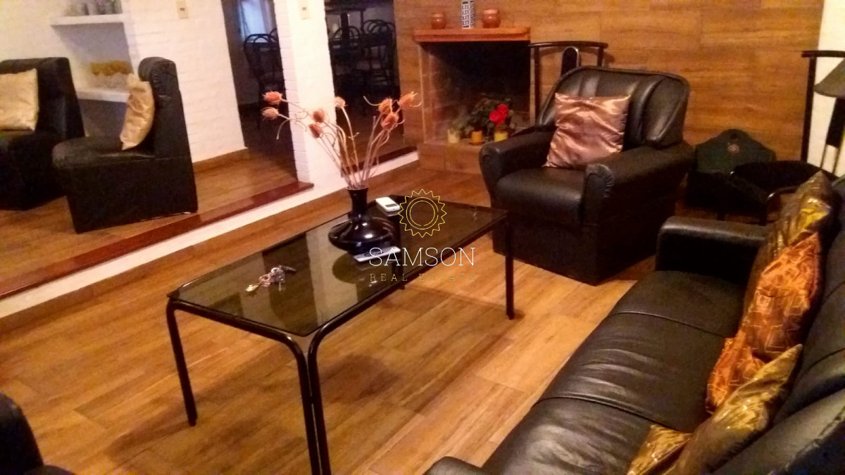 Casa ID.64545 - Venta casa 3 dormitorios y 2 baños a 100 mts del mar