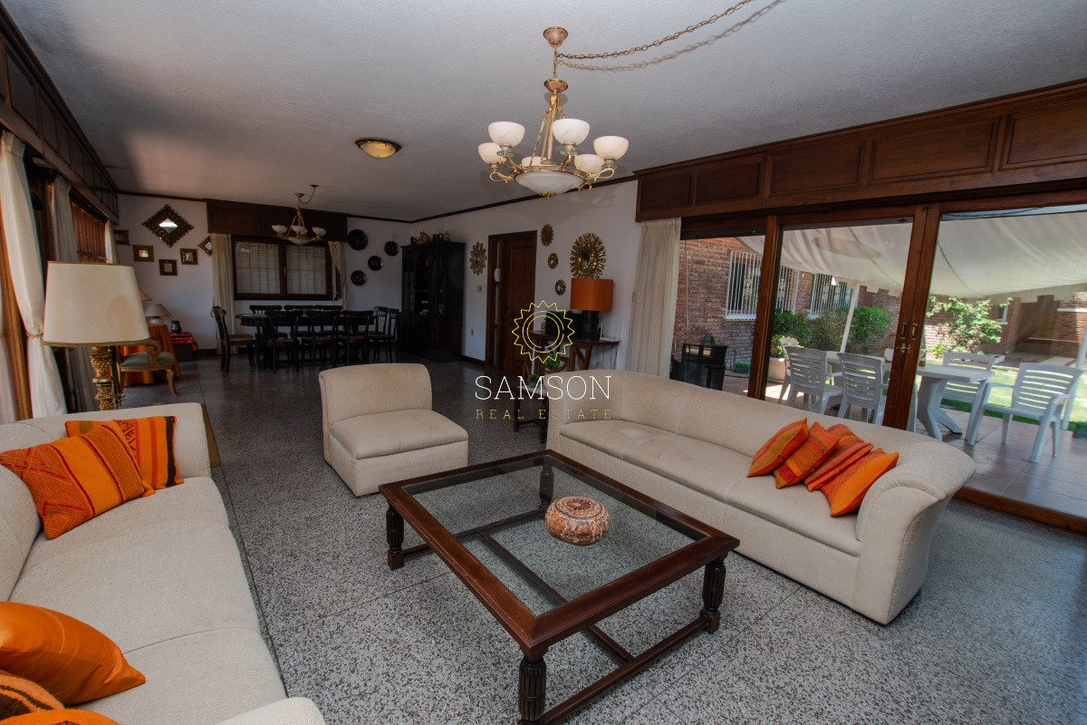 Casa ID.65945 - Casa en venta 3 dormitorios en la mansa cerca del mar. 