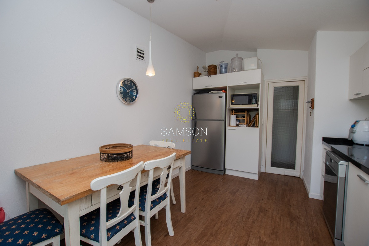 Casa ID.65981 - Casa en Venta en Playa Mansa de 3 dormitorios con piscina 