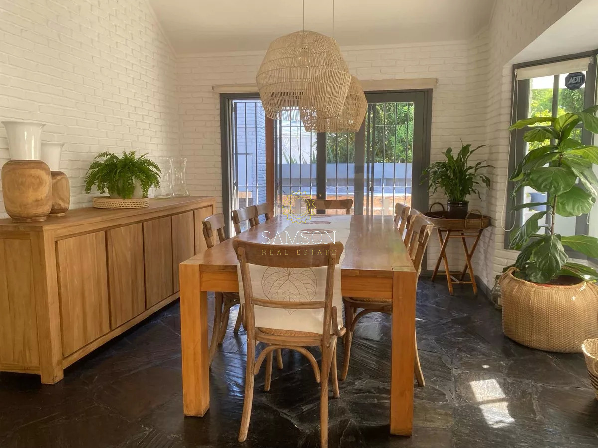 Casa ID.66816 - Casa en venta de 4 dormitorios barrio lugano San rafael Punta del Este