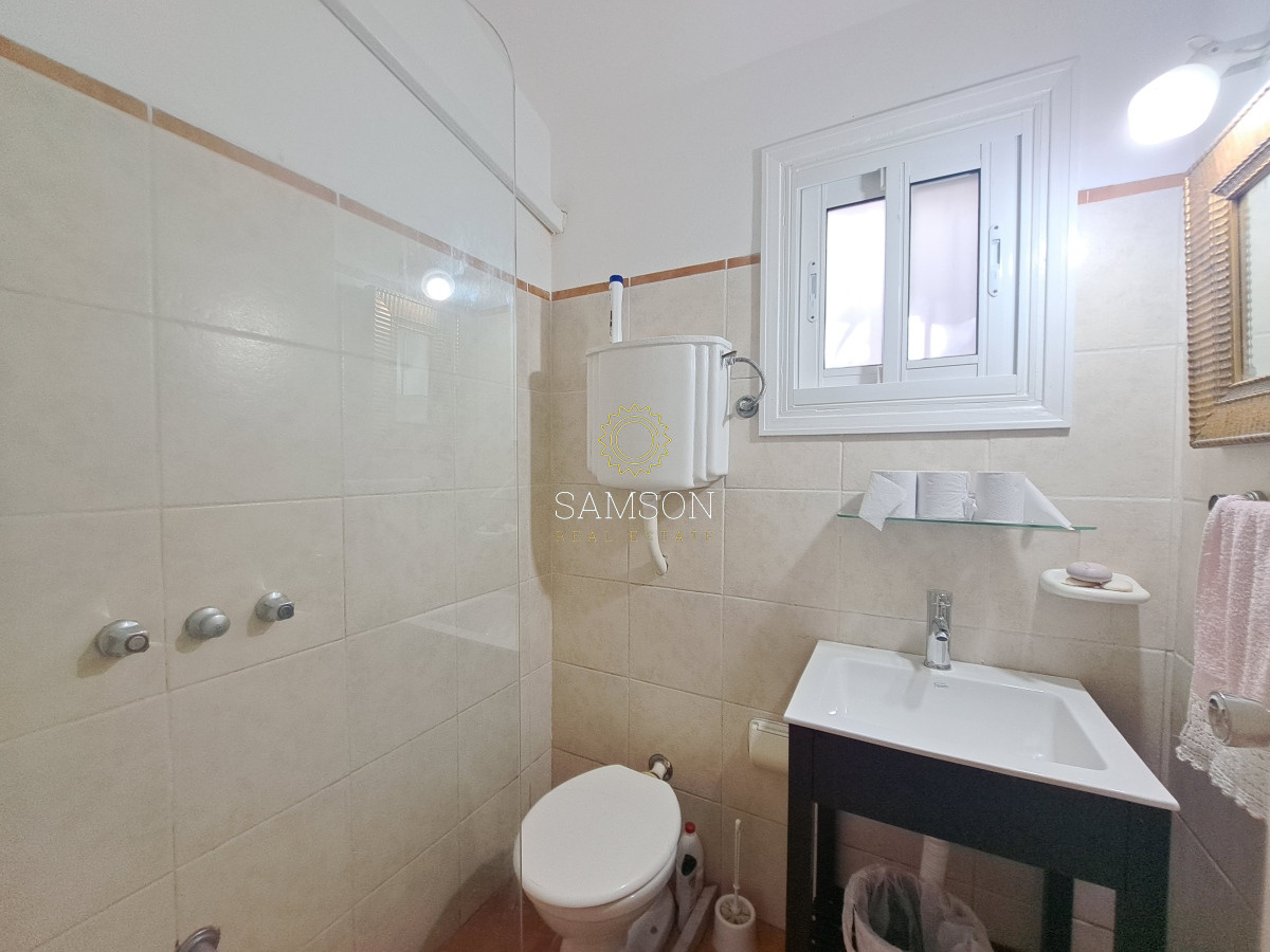 Casa ID.66788 - Casa con piscina en alquiler  4 dormitorios Playa Mansa - Punta del Este