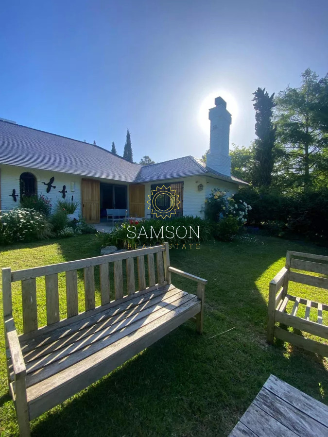 Casa ID.66816 - Casa en venta de 4 dormitorios barrio lugano San rafael Punta del Este