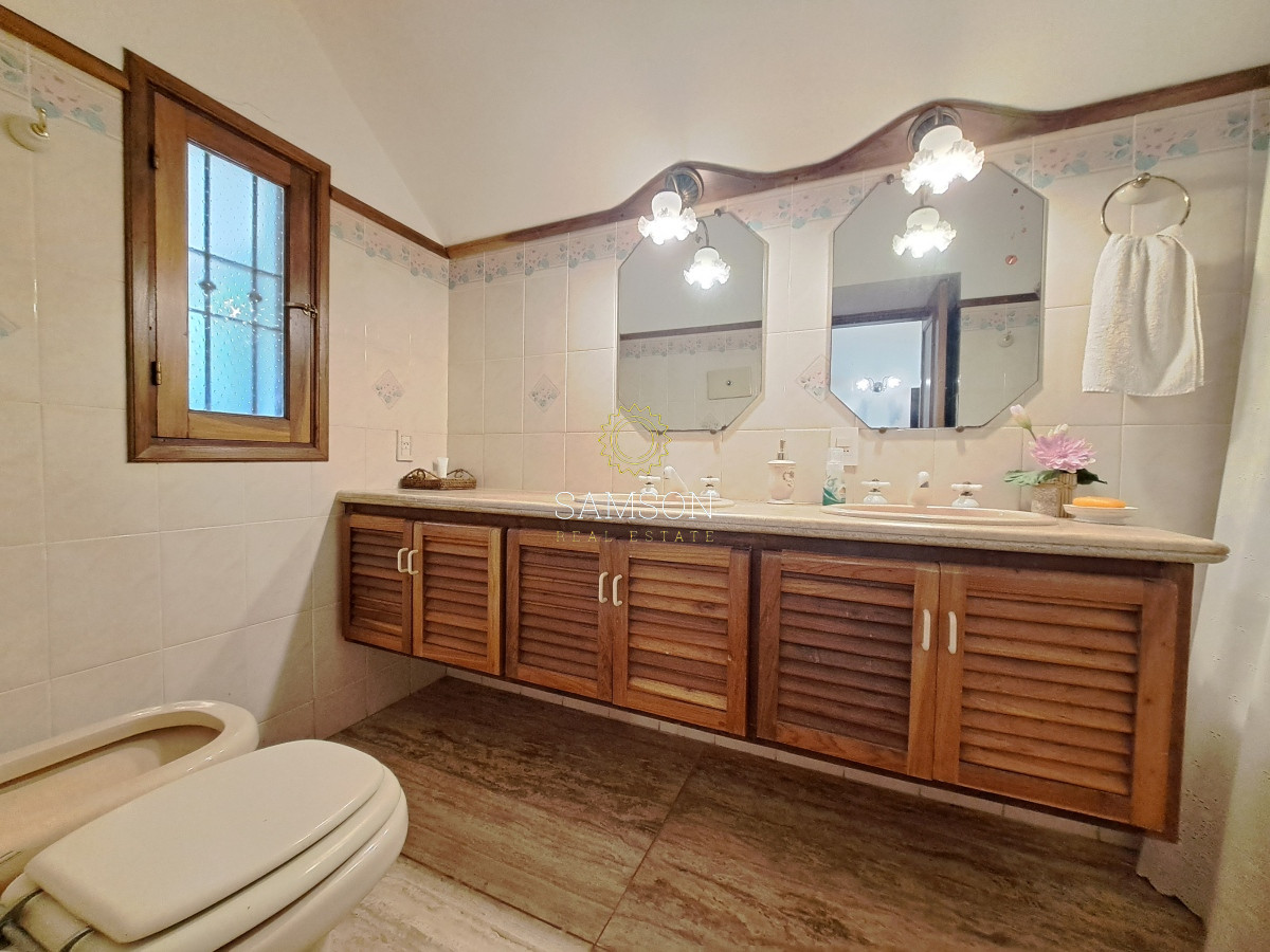 Casa ID.66981 -  Casa con piscina  en venta San Rafael Punta del Este 