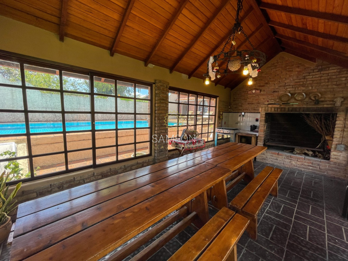Casa ID.64998 - Lagomar | Casa en venta de 4 dormitorios y piscina 