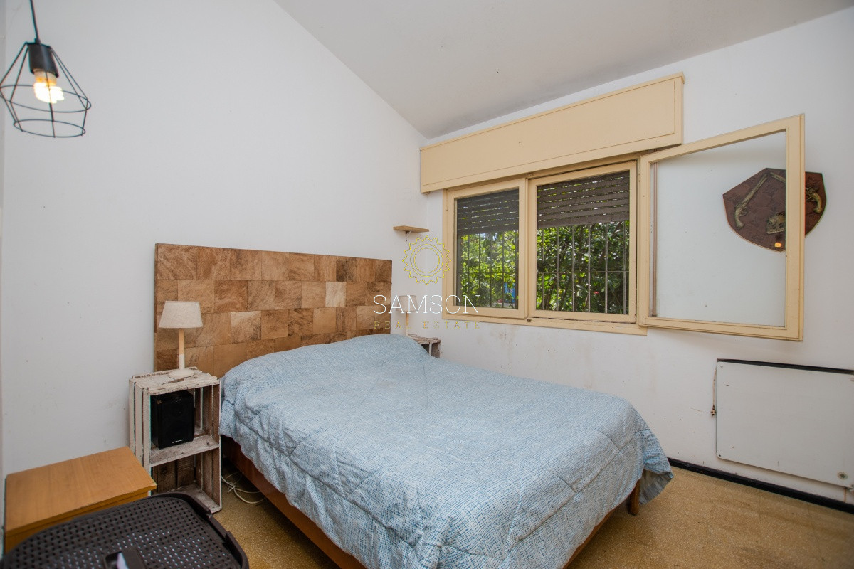Casa ID.65628 - Vendo casa 2 dormitorios en esquina San Rafael, amplio terreno